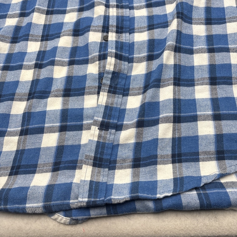 IZOD Blue Plaid Flannel Shirt‎ Mens  Size Large Tall Button Up Logo Pocket - Picture 8 of 12
